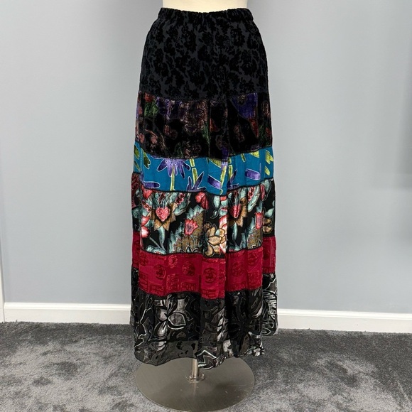 Velvet Maxi Skirt Chicos 0 (US Small) Black Silk Blend Burnout Patchwork Boho - Picture 2 of 9